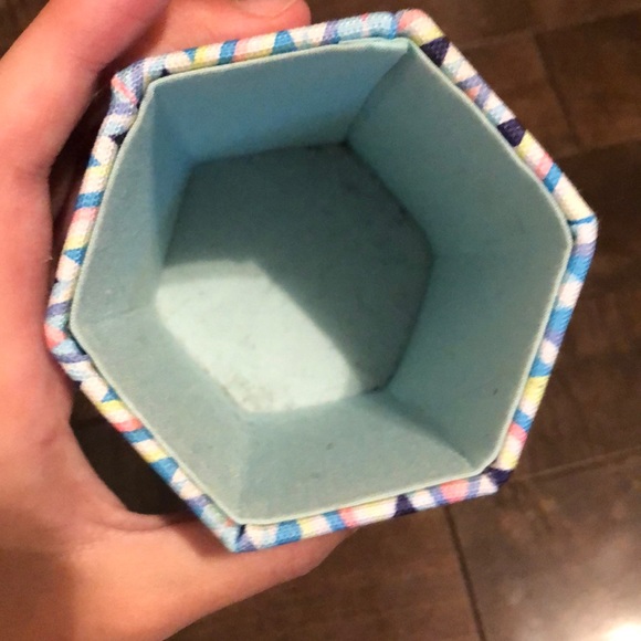 Ivivva bedroom set - Picture 15 of 16